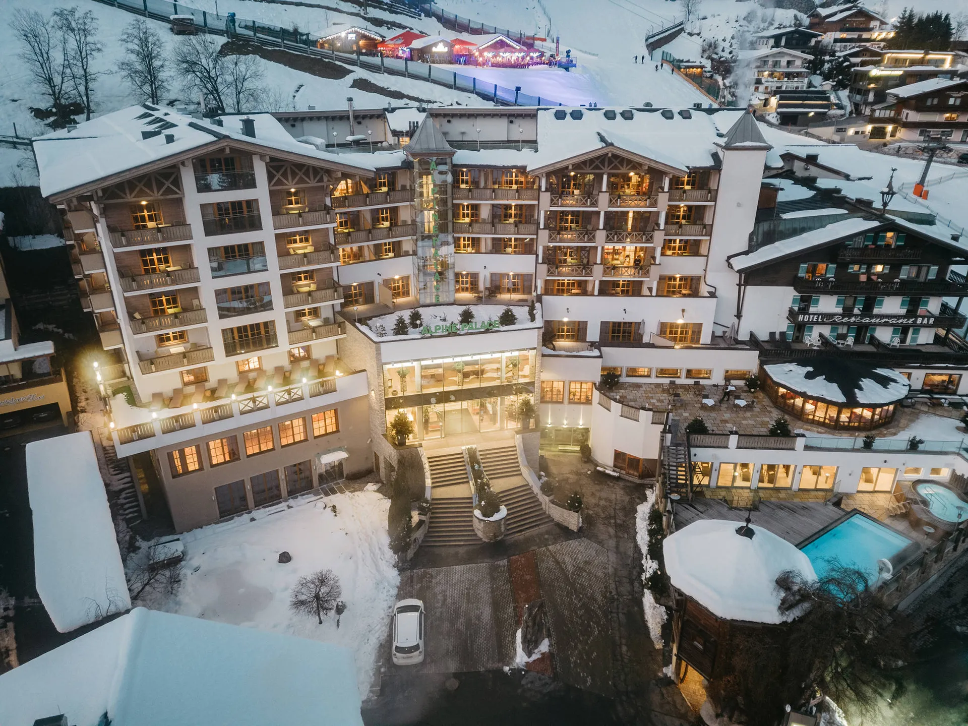 Online bestellen: Hotel Alpine Palace