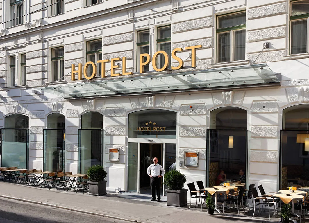 hotel-post