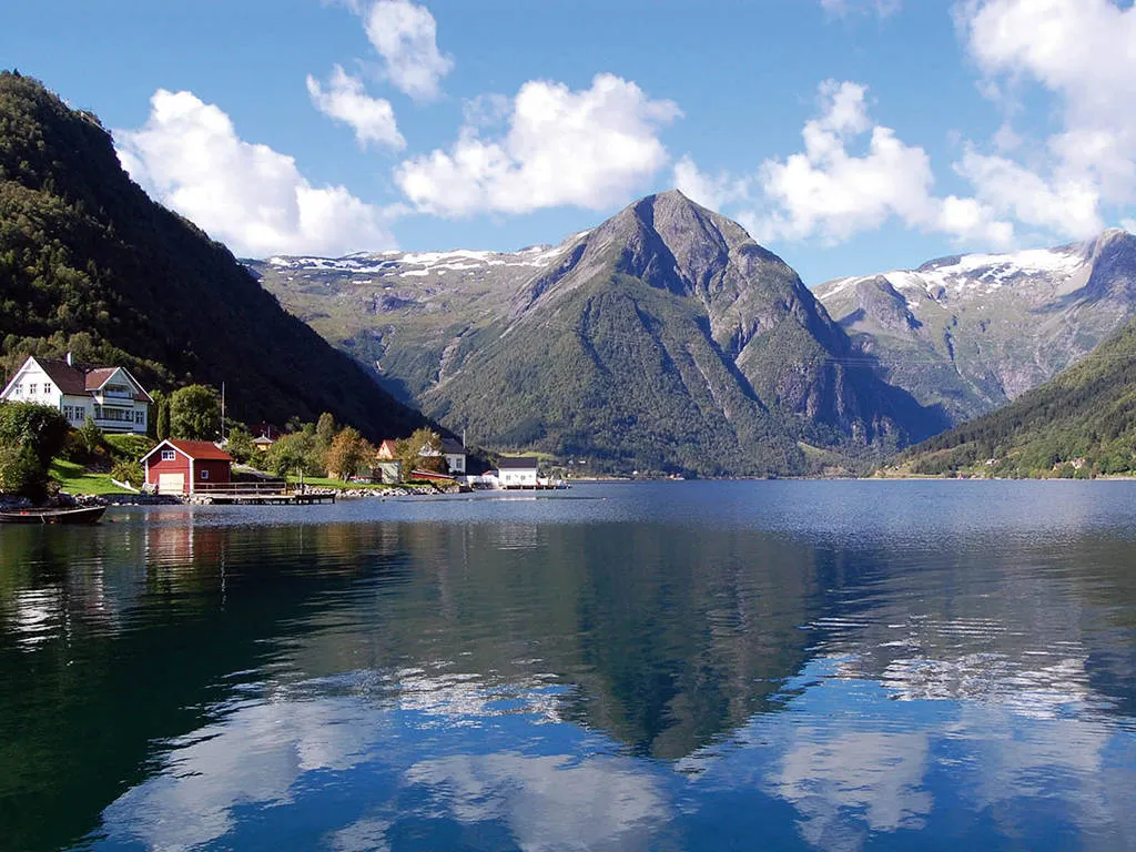 Fjorden, Gletsjers en Dalen