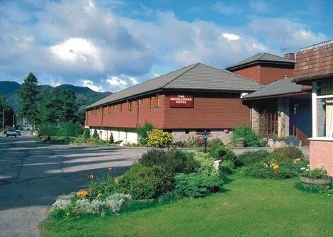 The Highlander Hotel