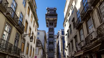 Stedentrip Lissabon, Santa Justa lift, Lissabon, Portugal | de Jong Intra Vakanties