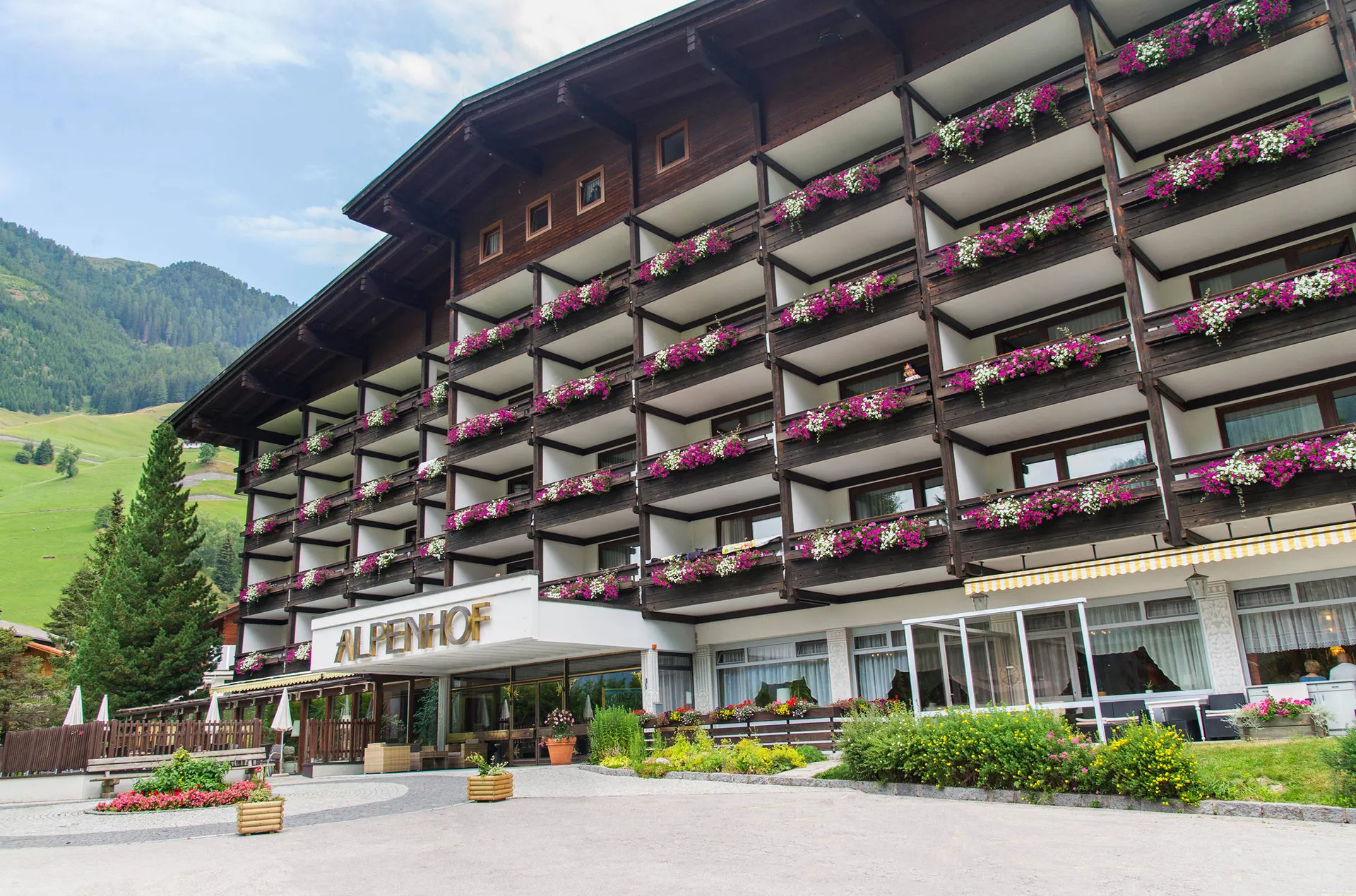 Online bestellen: Hotel Alpenhof
