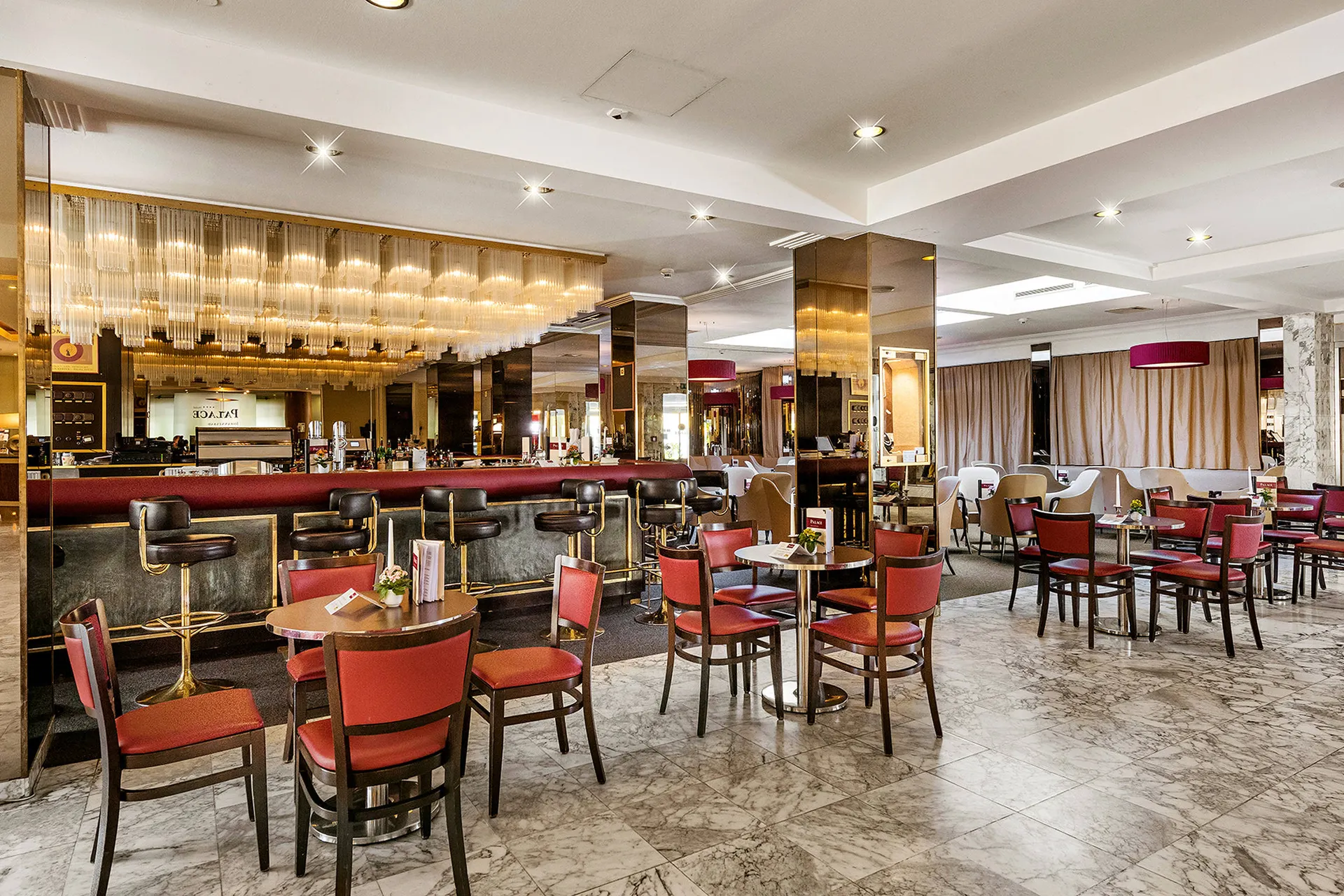 Hotel Palace