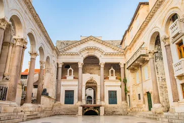 Stedentrip Split, Paleis van Diocletianus, Split, Kroatië | de Jong Intra Vakanties