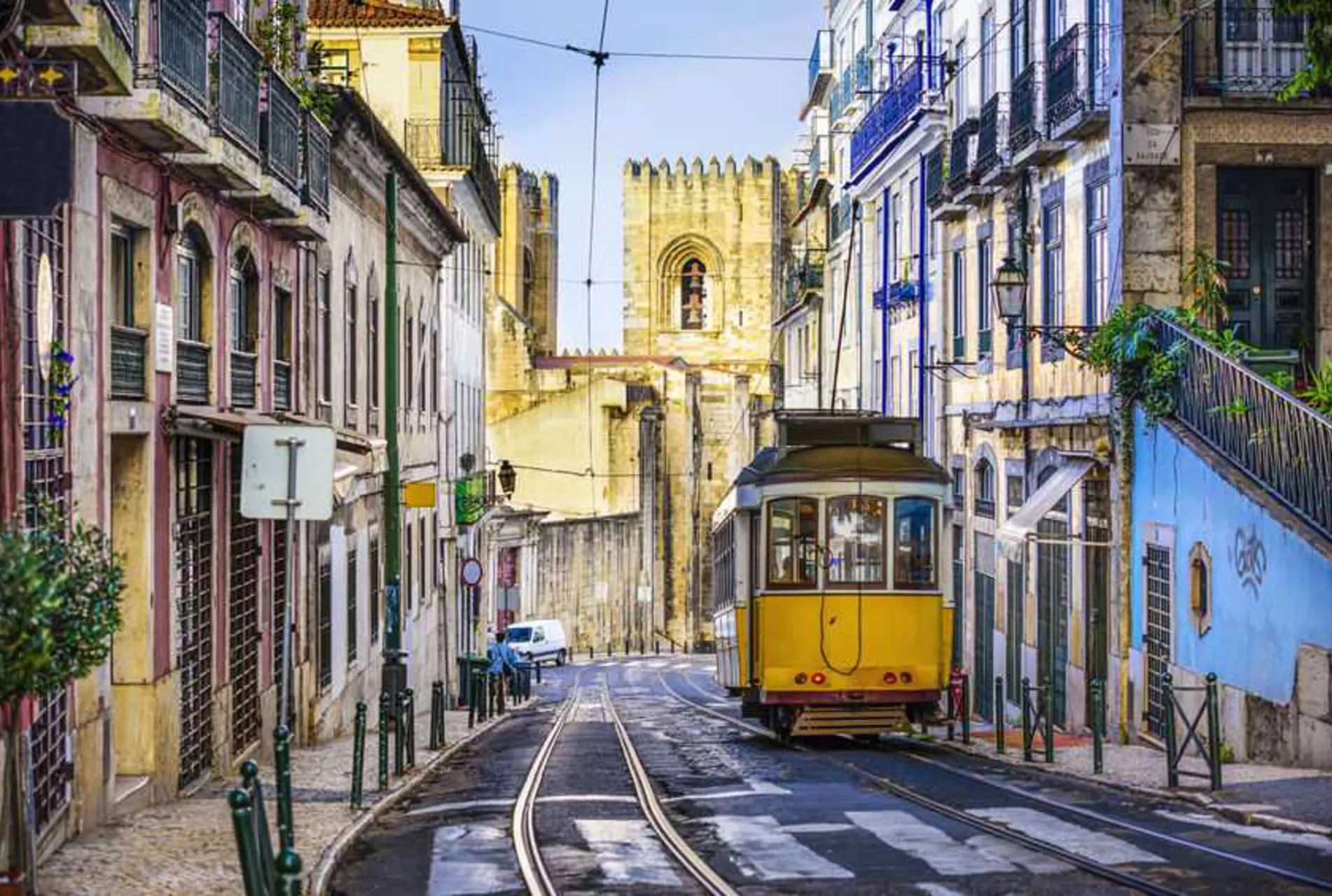 Tram 28, Stedentrip Lissabon, Portugal | de Jong Intra Vakanties