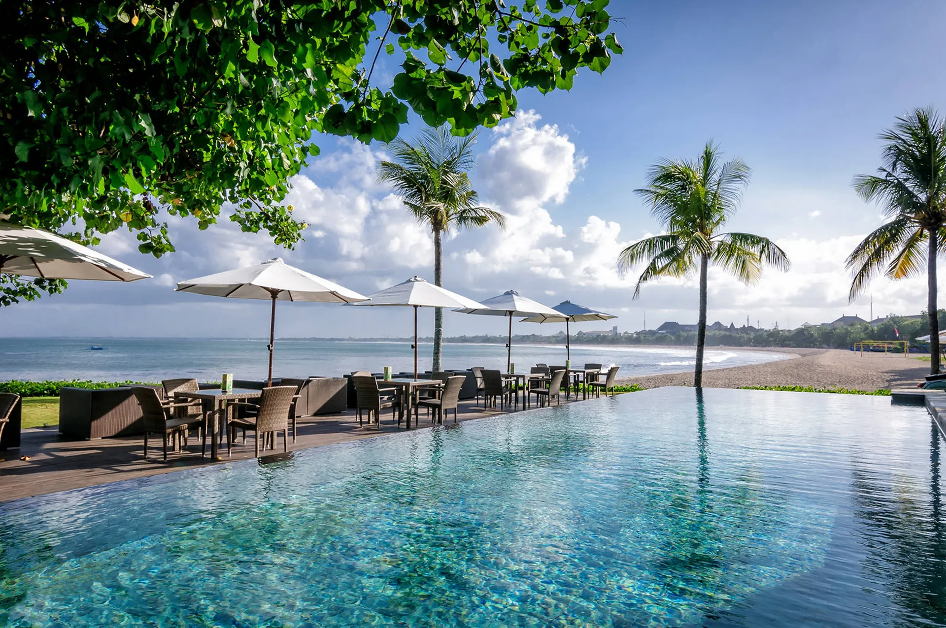 Online bestellen: Bali Garden Beach Resort