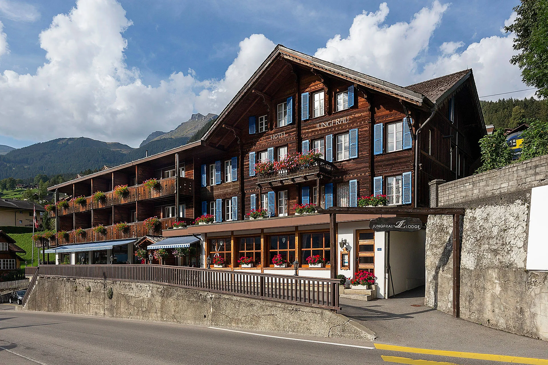 Online bestellen: Hotel Jungfrau Lodge