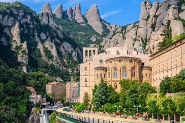 Stedentrip Barcelona, Klooster Montserrat, Barcelona, Spanje | de Jong Intra Vakanties