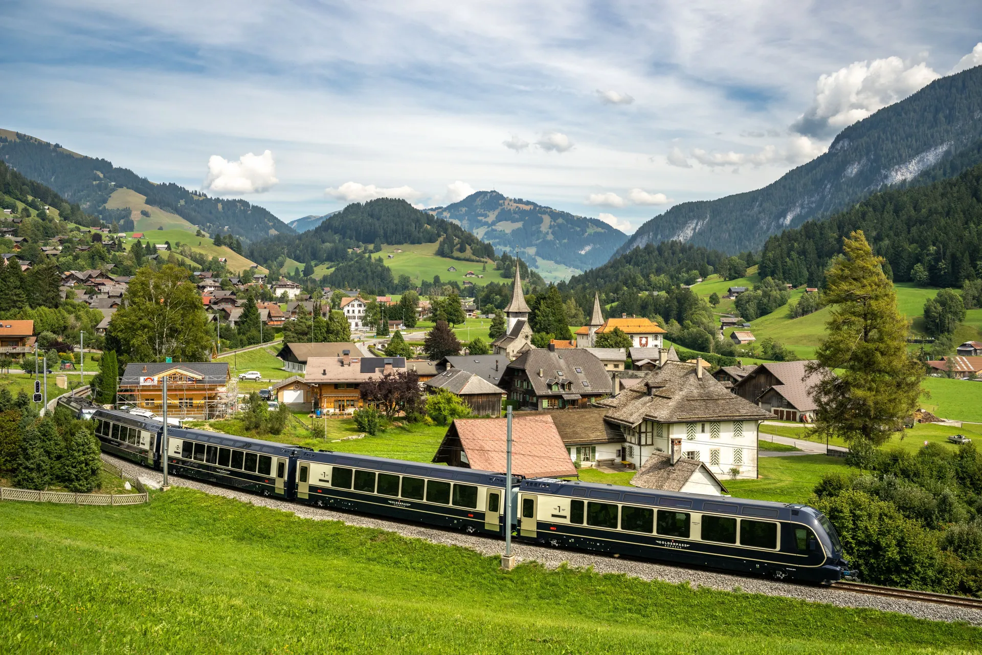 Rail & Sail: Golden Pass Panorama Express & Vierlandencruise Dal.