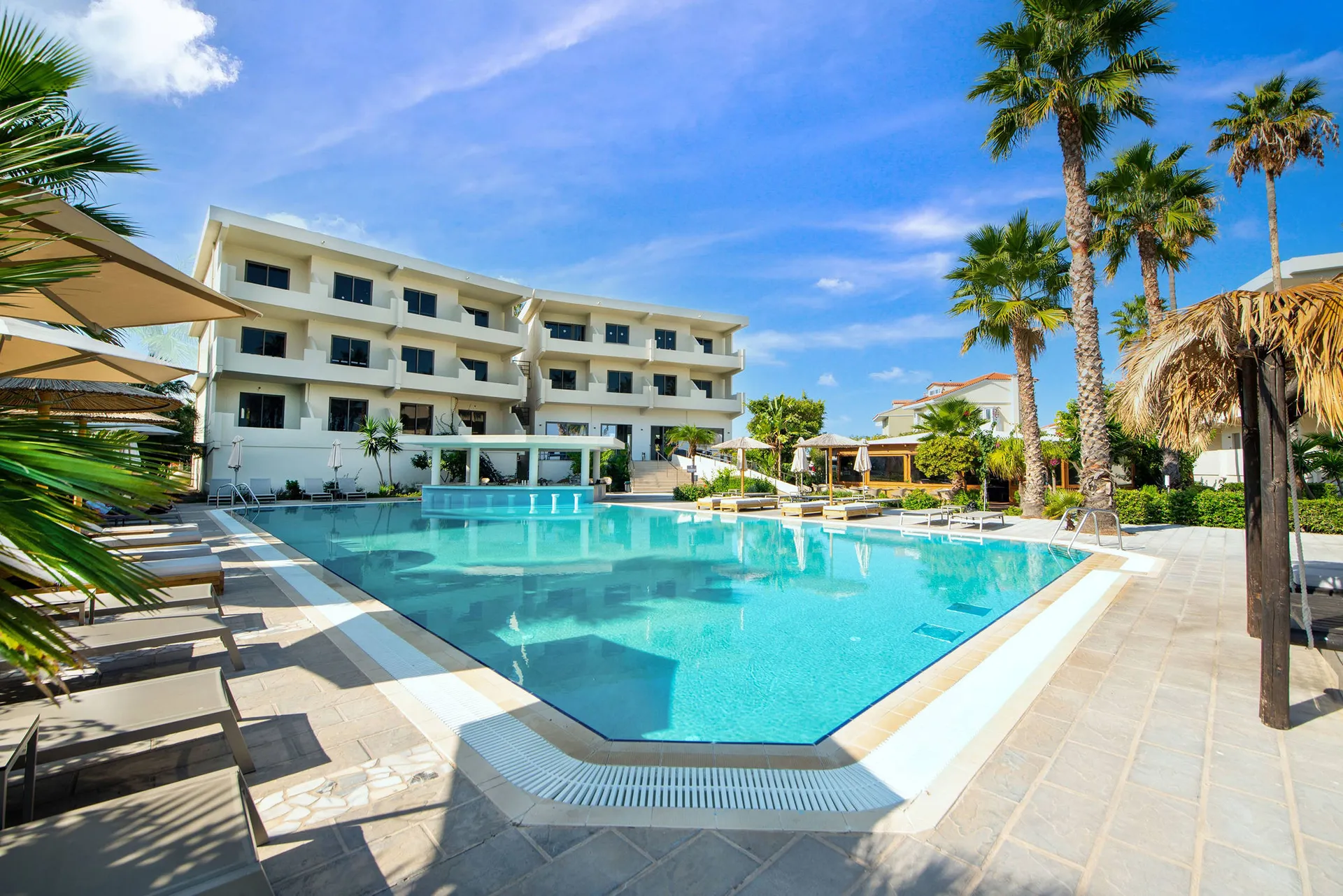 Online bestellen: Ixia Dream Beachfront Hotel - Adults only