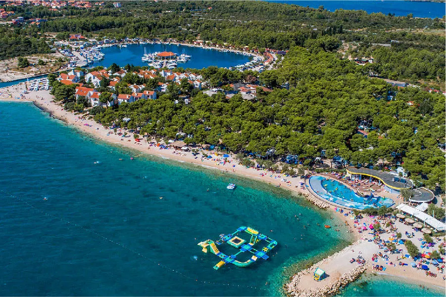 Online bestellen: Amadria Park Camping Šibenik