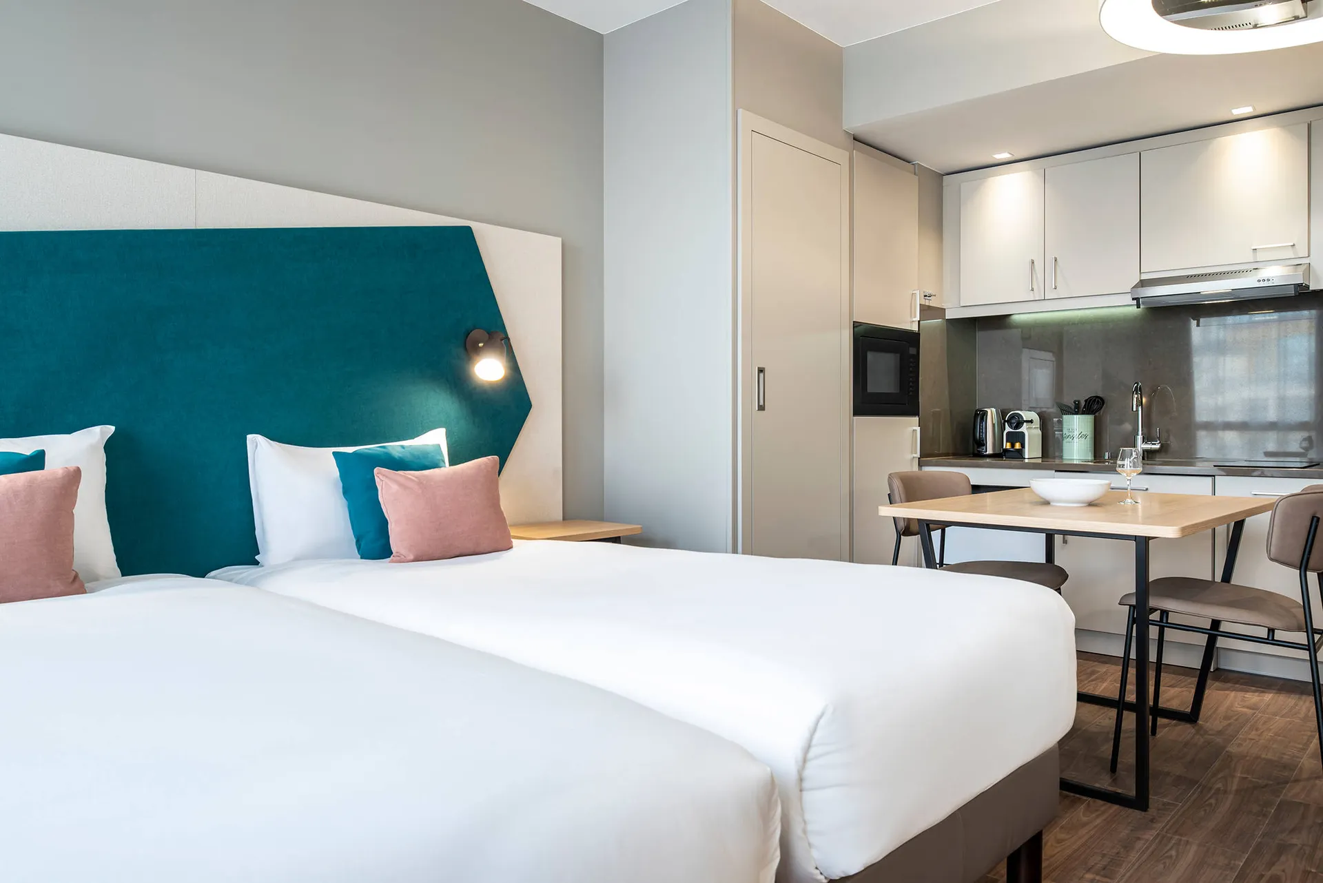 Online bestellen: Aparthotel Adagio Paris Nation