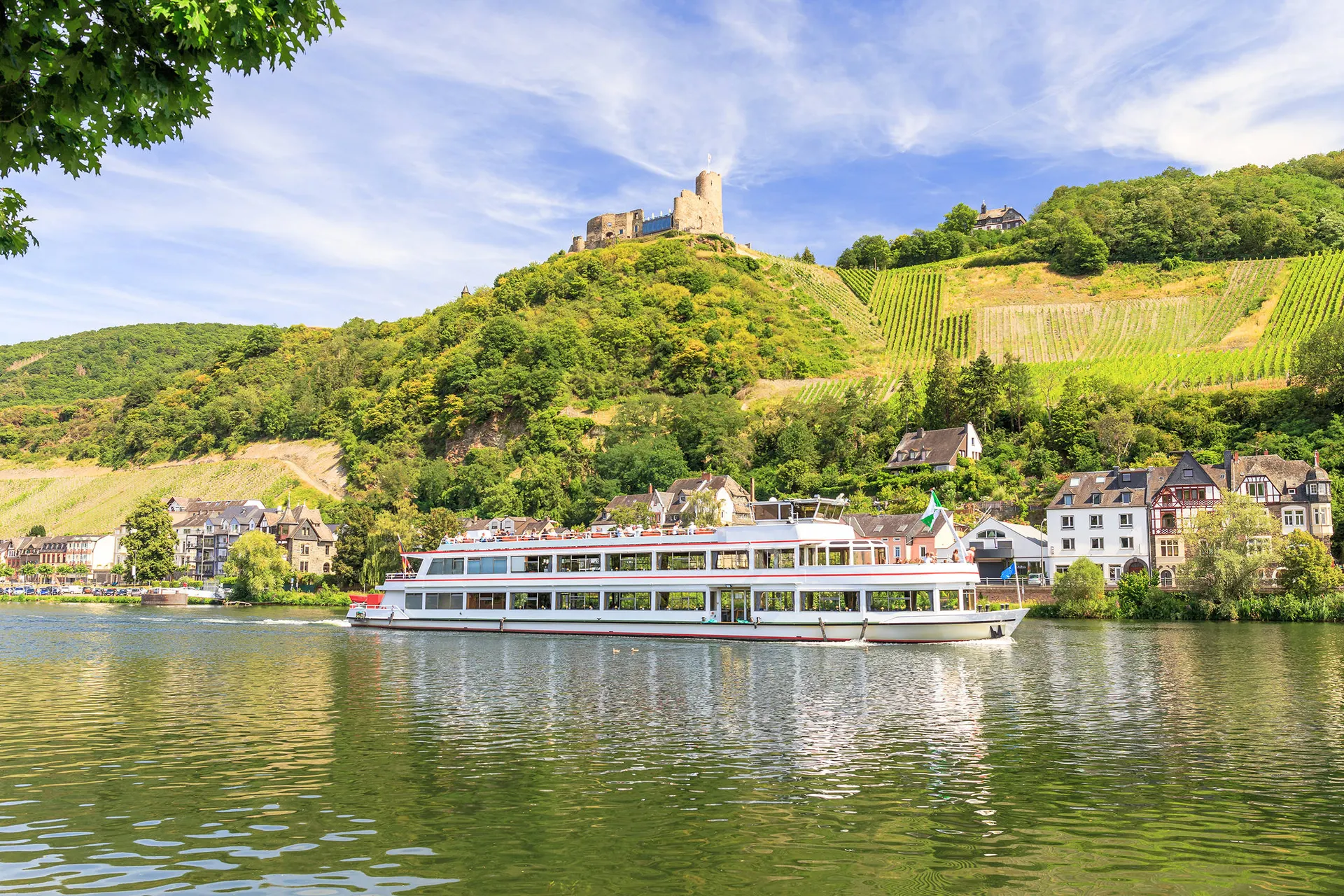 Bernkastel-Kues en ruïne Landshut