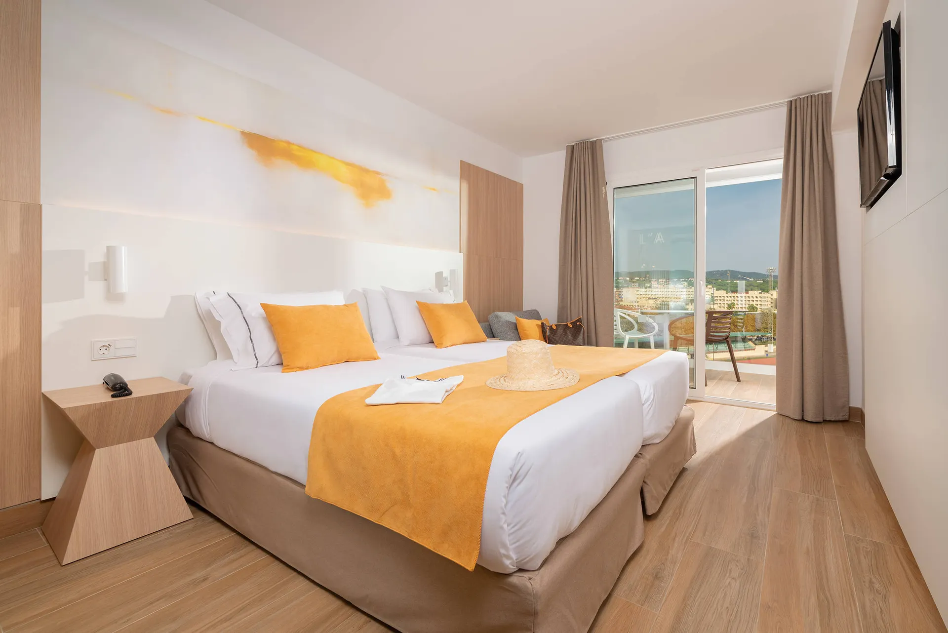 Hotel L&apos;Azure