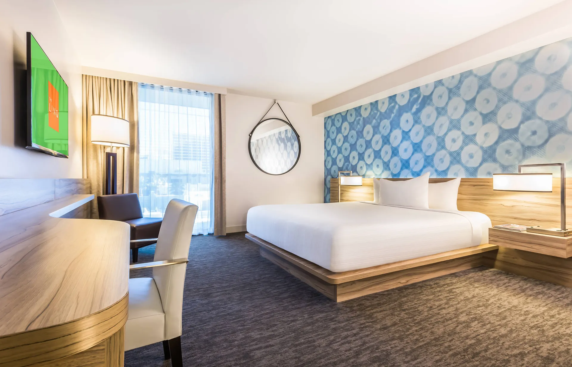 Online bestellen: The LINQ Hotel + Experience