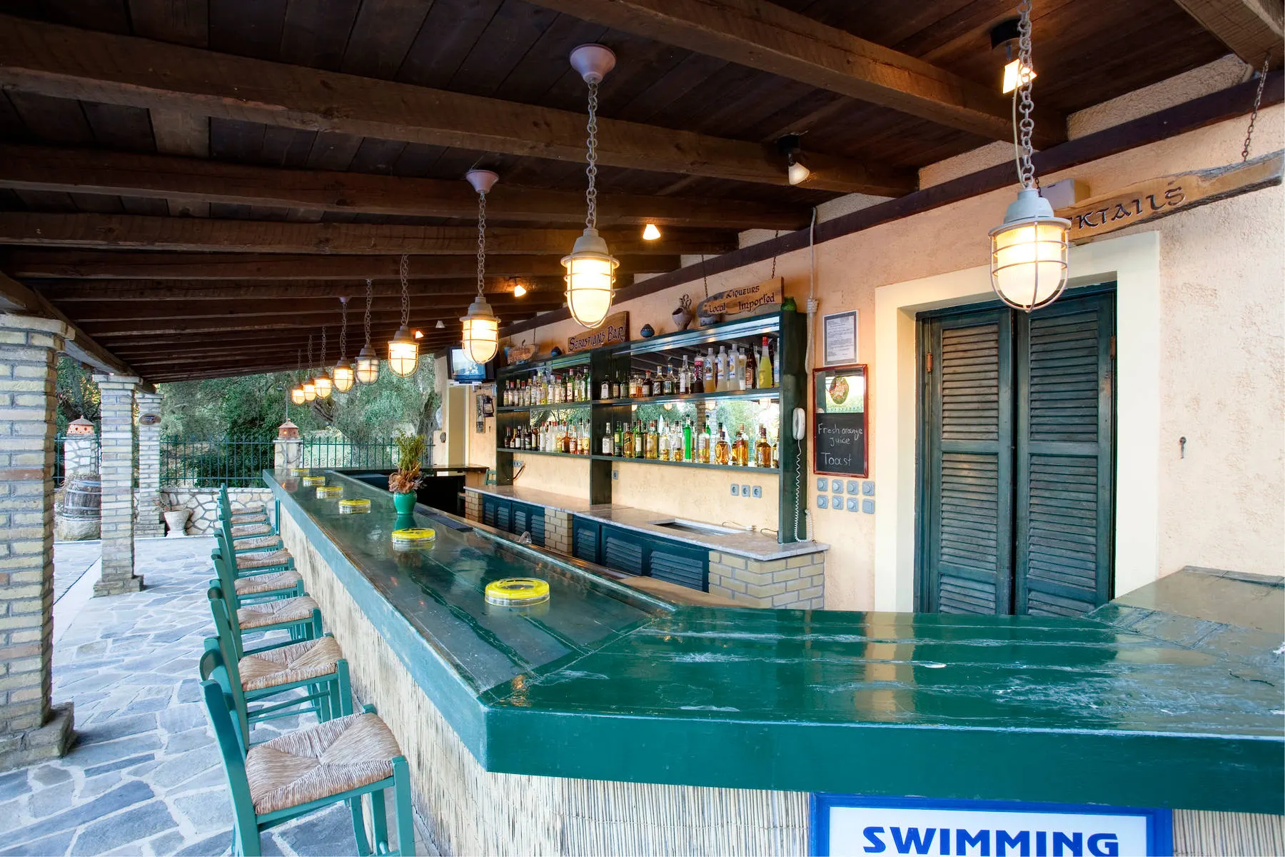 Bar
