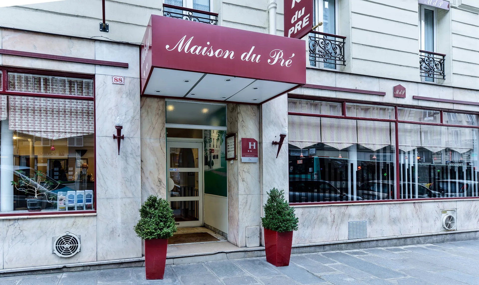 Online bestellen: Hotel Maison du Pré