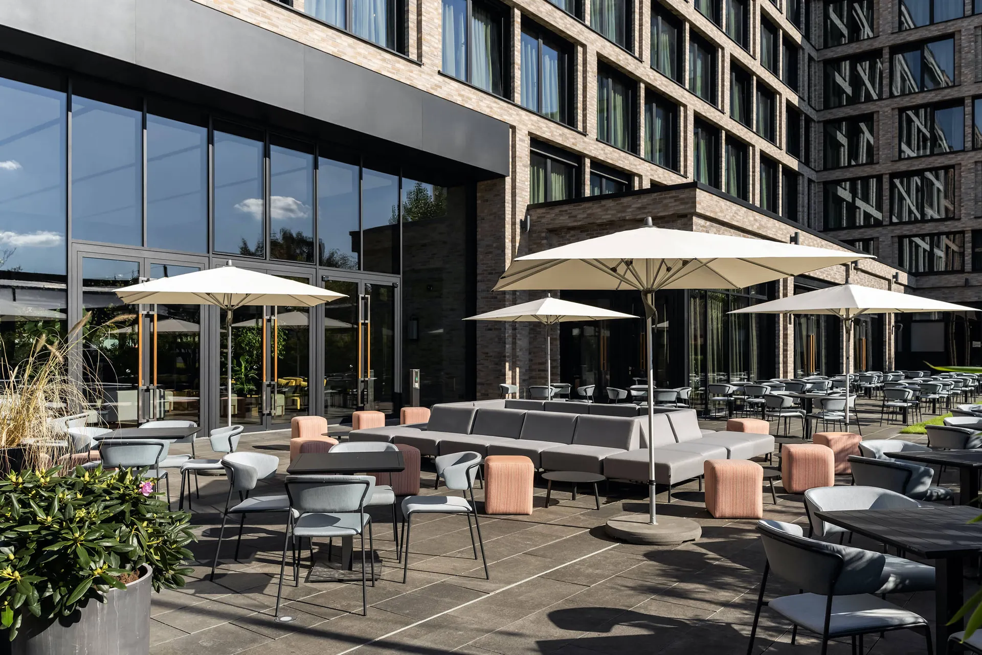 Hotel AMANO East Side