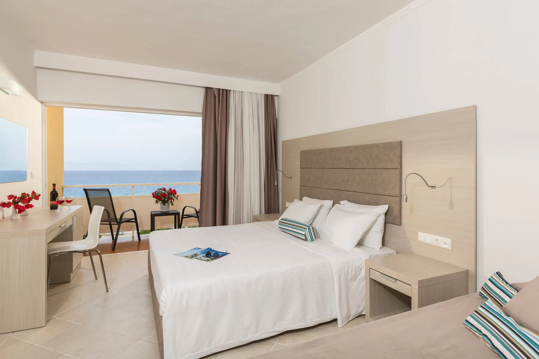 All inclusive vakantie Sunshine Rhodes Hotel in Ialyssos/Trianda (Rhodos, Griekenland)