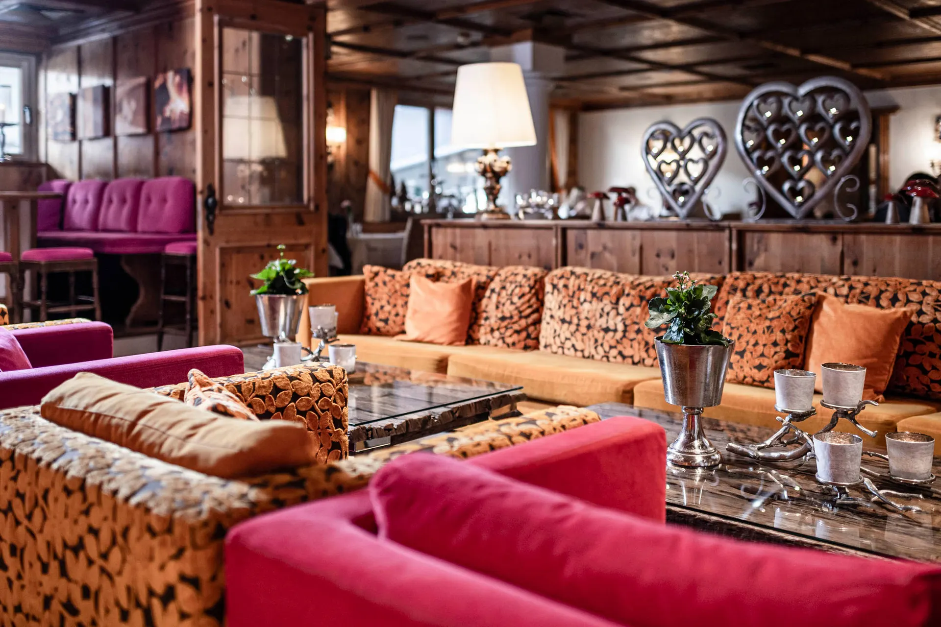 eva, VILLAGE Hotel