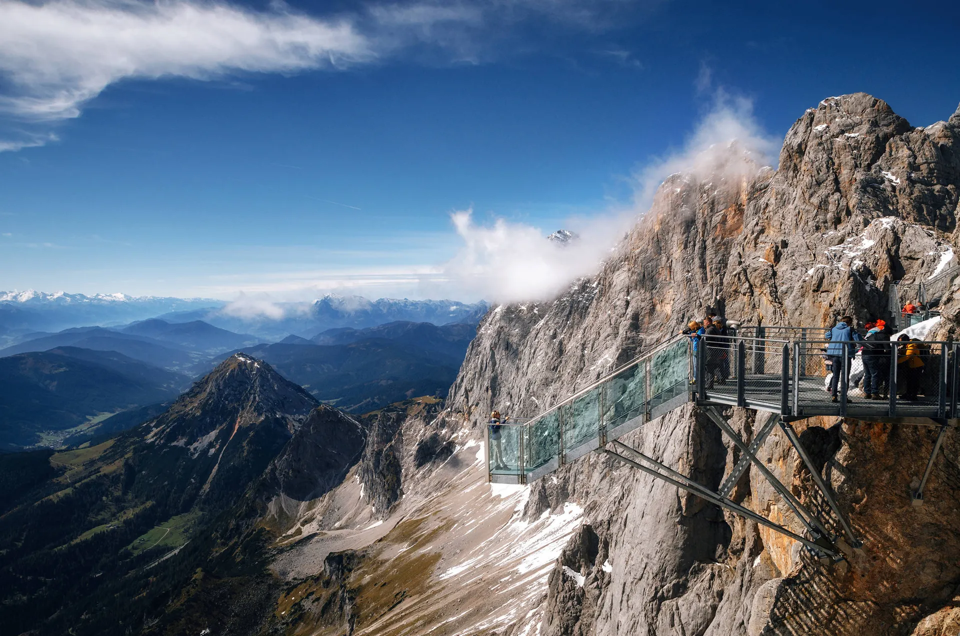 Ontdek het Salzkammergut en de Alpen vanuit Flachau.