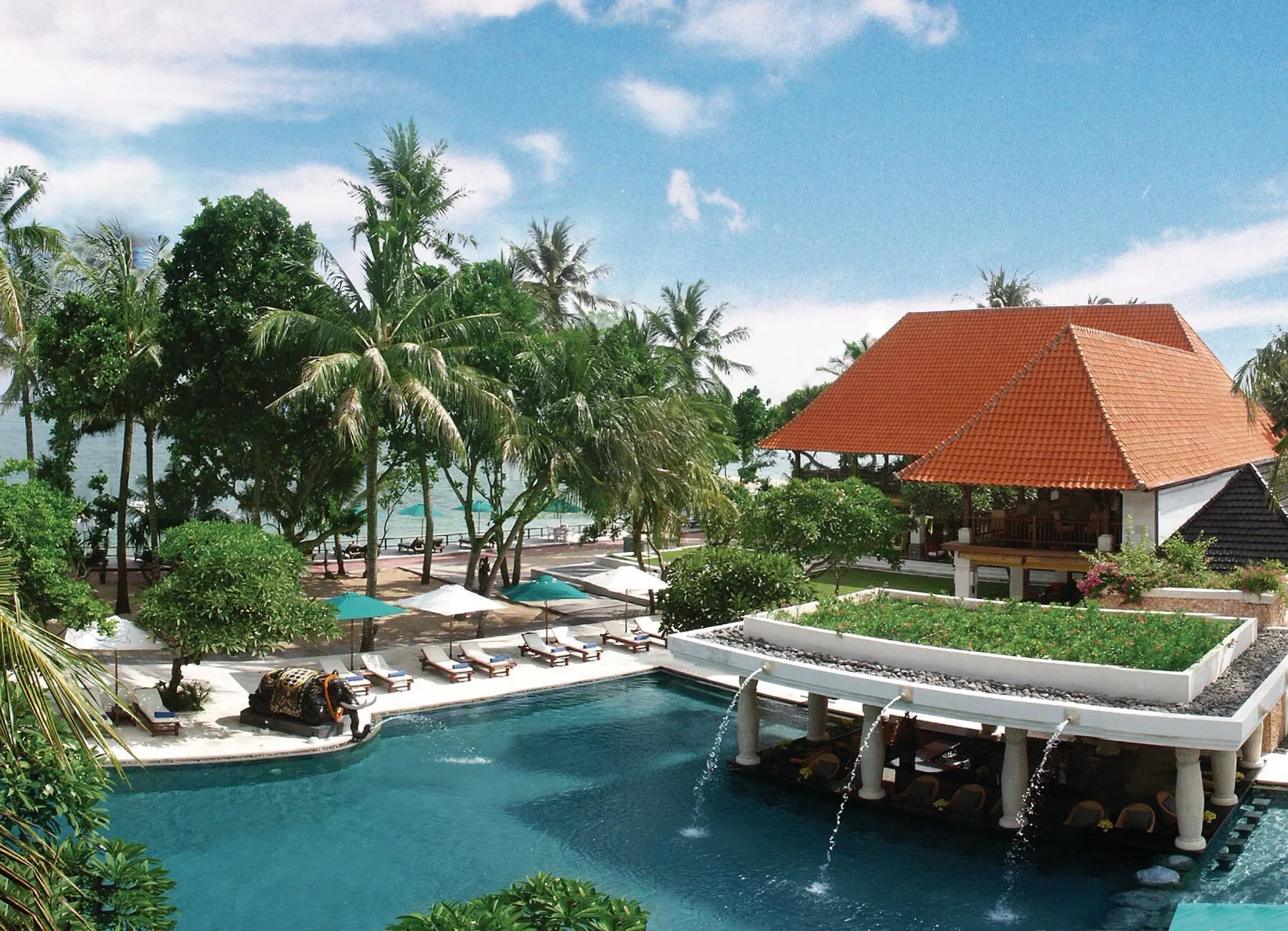 Hotel Puri Santrian & Spa.