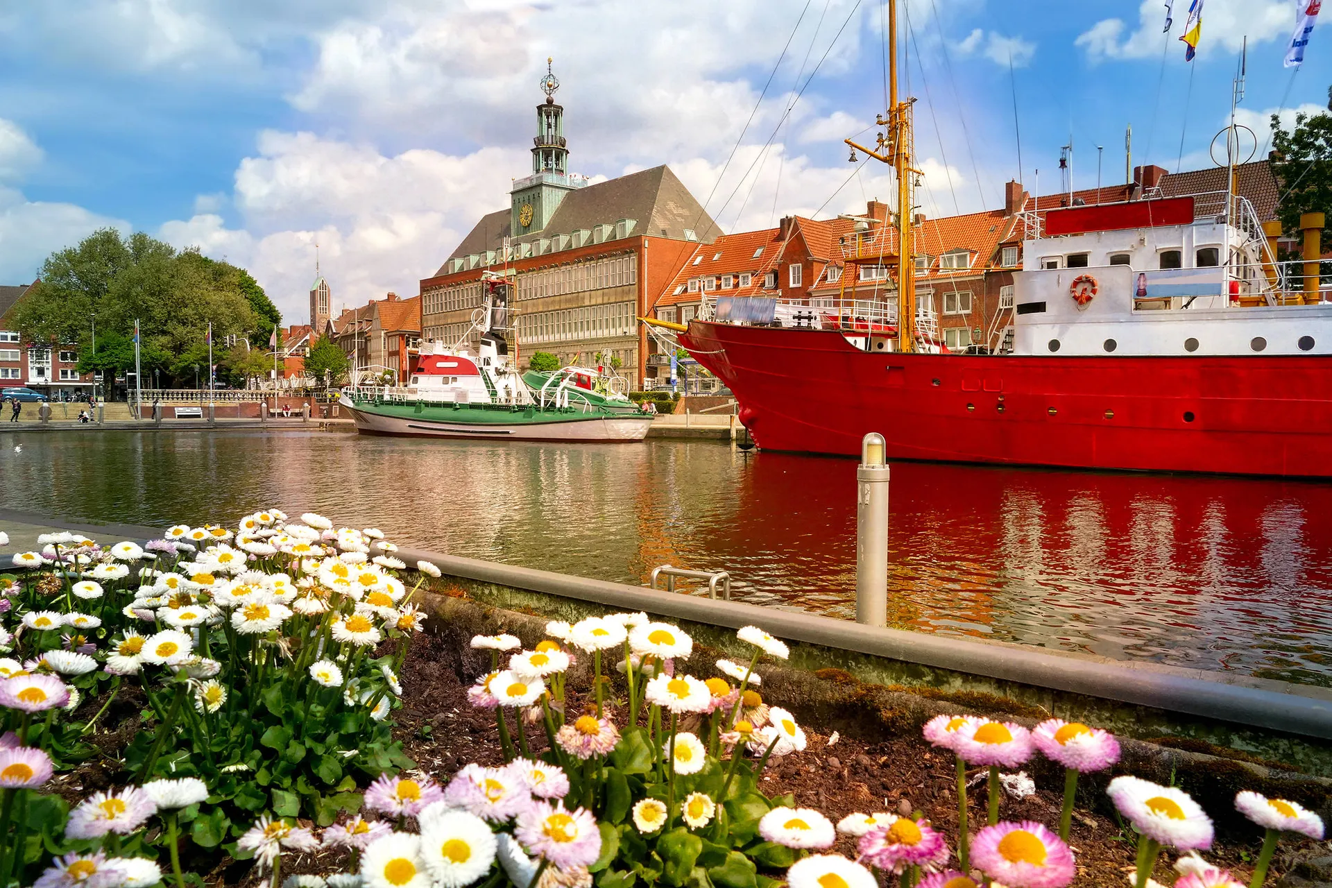 Ostfriesland, Emden en Leer met de mps Johann Strauss dejongintra