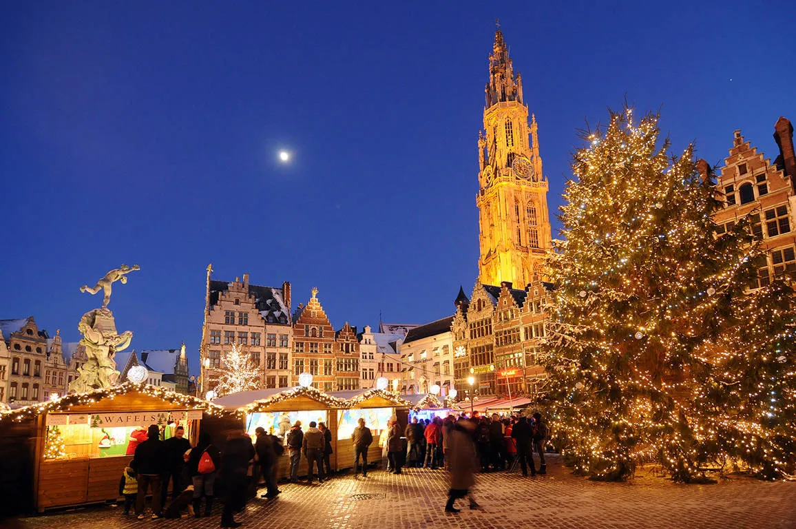 Online bestellen: Kerstmarktcruise Antwerpen vanuit Rotterdam