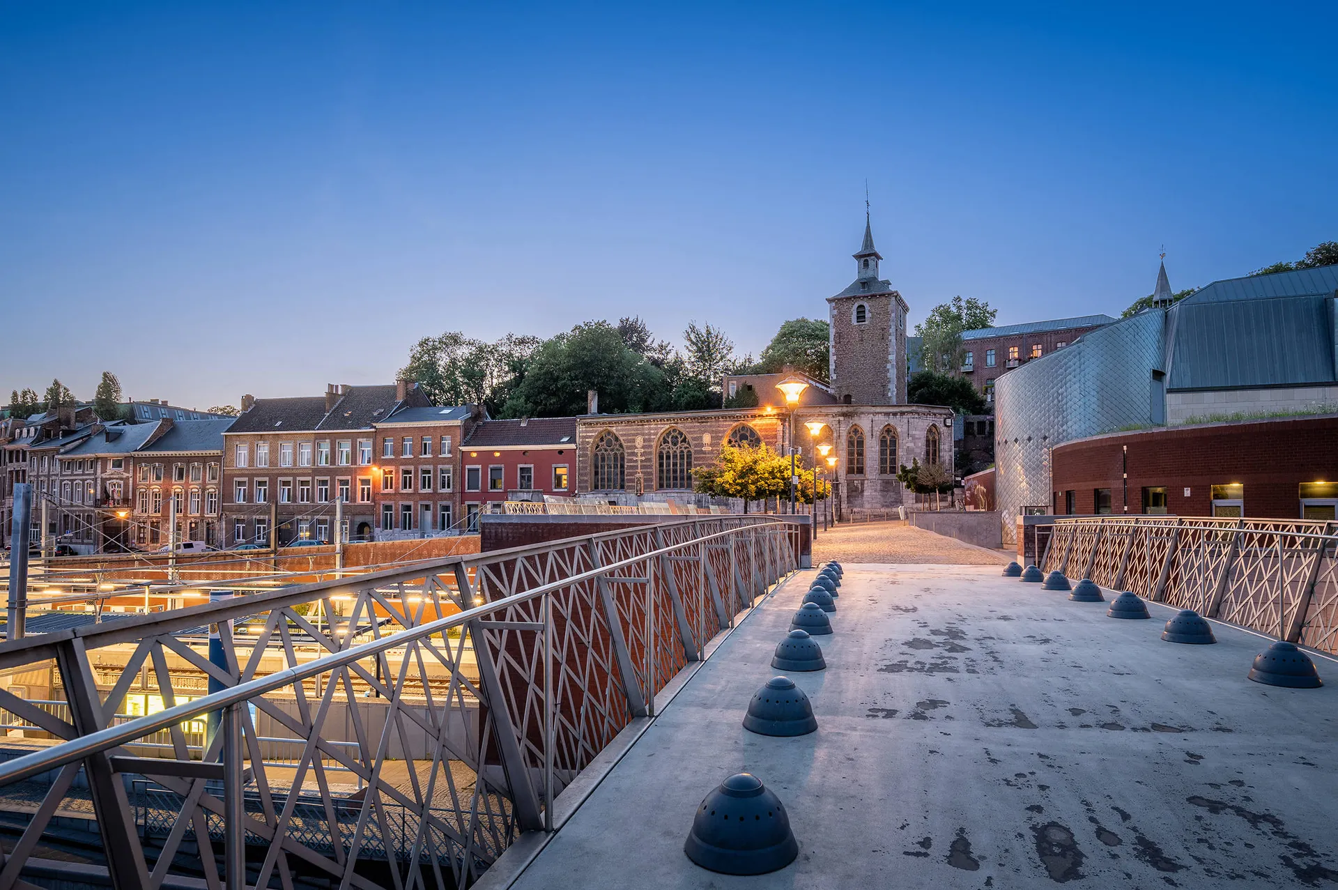Sfeervolle kerstcruise van Maastricht via België naar Nijmegen