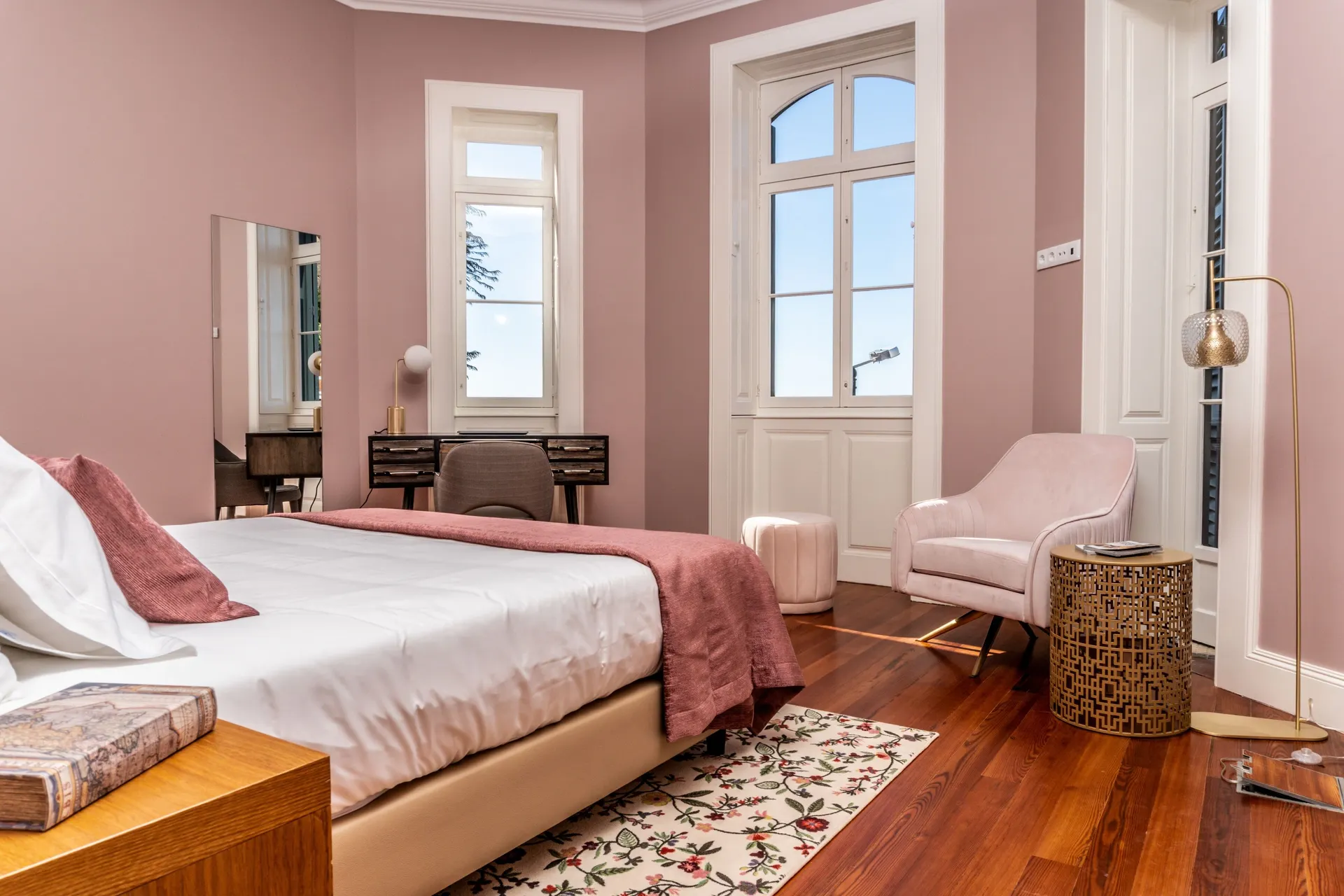 Hotel 1905 Zino's Palace.