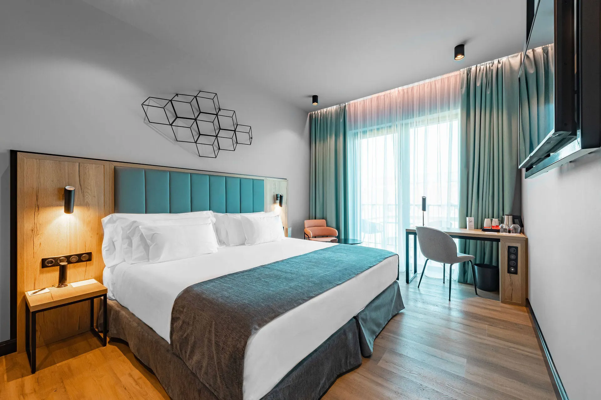 Online bestellen: Hotel Barceló Budapest