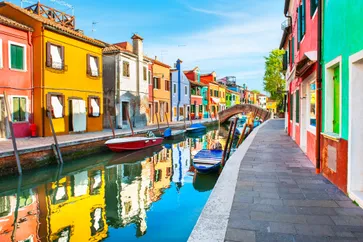Stedentrip Venetië, Burano, Venetië, Italië | de Jong Intra Vakanties