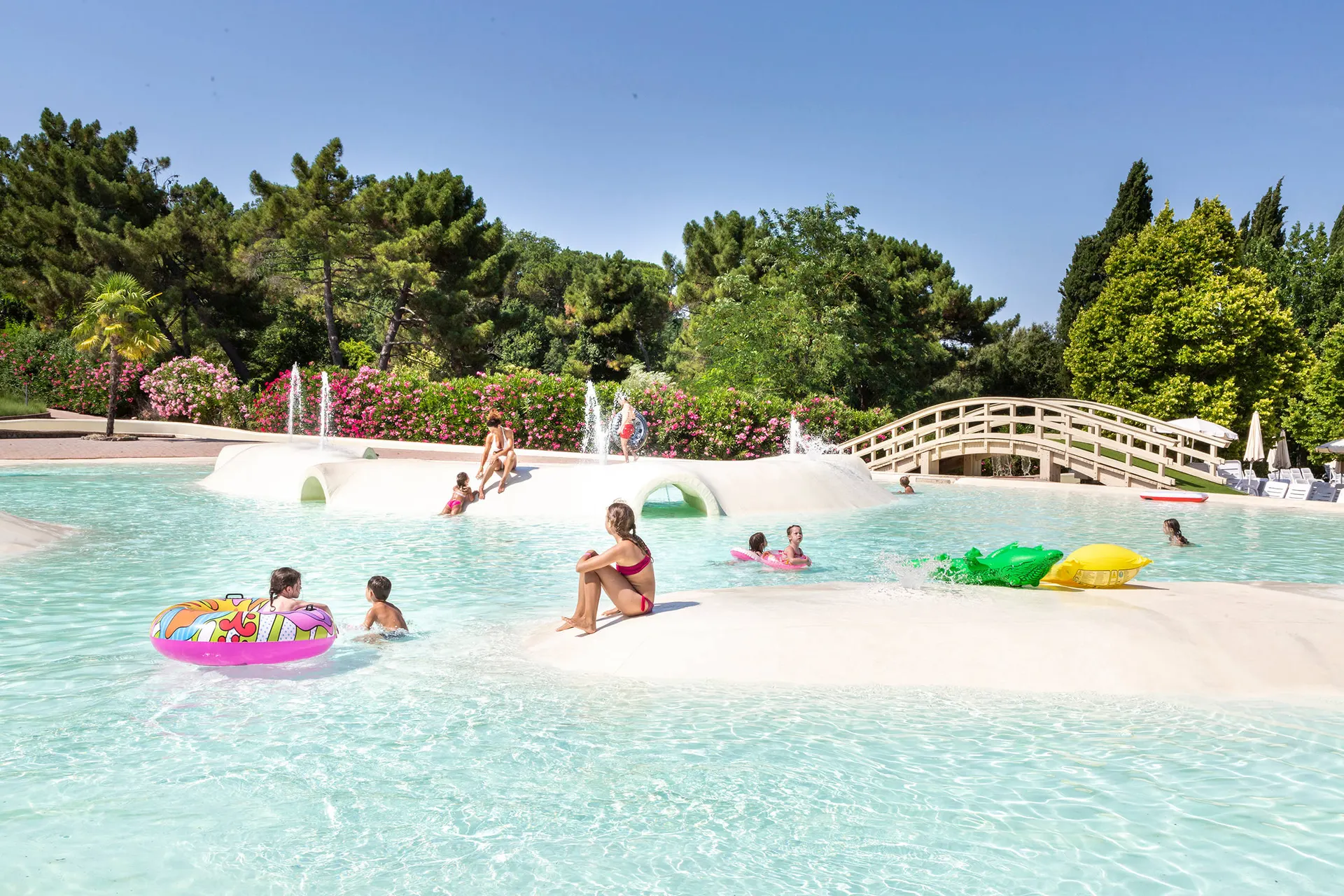Camping Camping hu Norcenni Girasole Village in Figline Valdarno (Toscane, Italië)