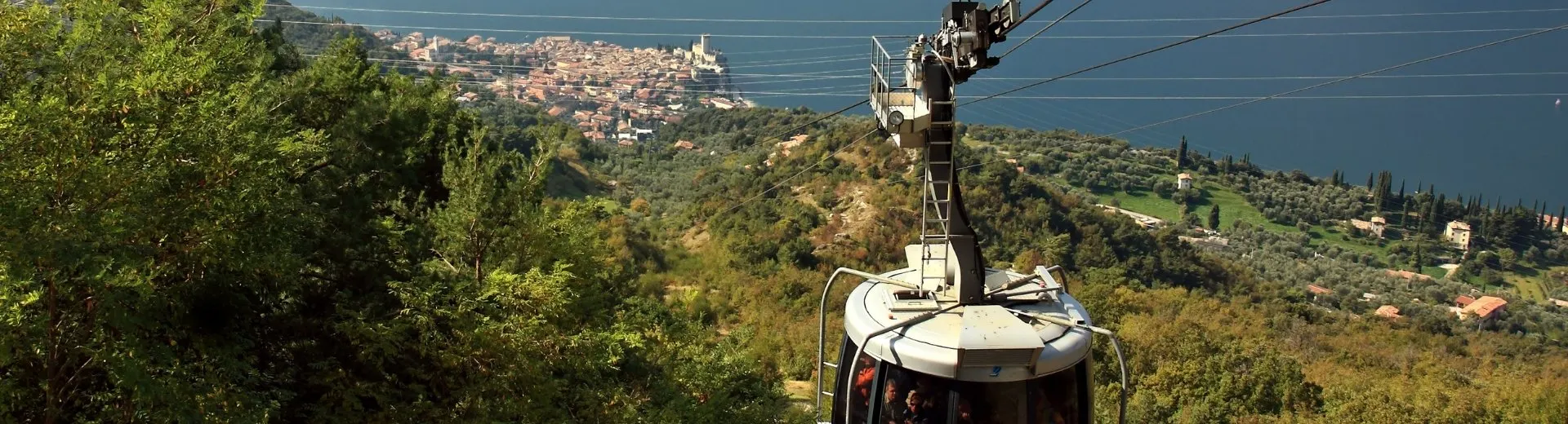 Monte Baldo Kabelbaan Malcesine Gardameer, Italië | de Jong Intra Vakanties