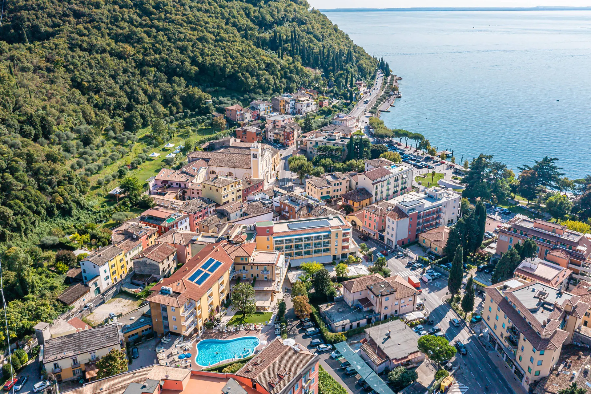 Zonvakantie Hotel Bisesti in Garda (Venetië, Italië)
