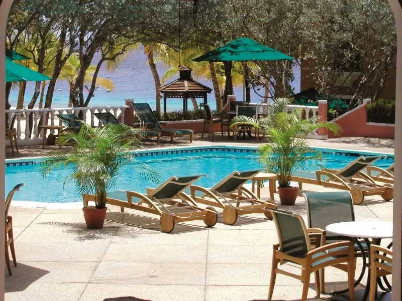 Hotel Harbour Village Beach Club