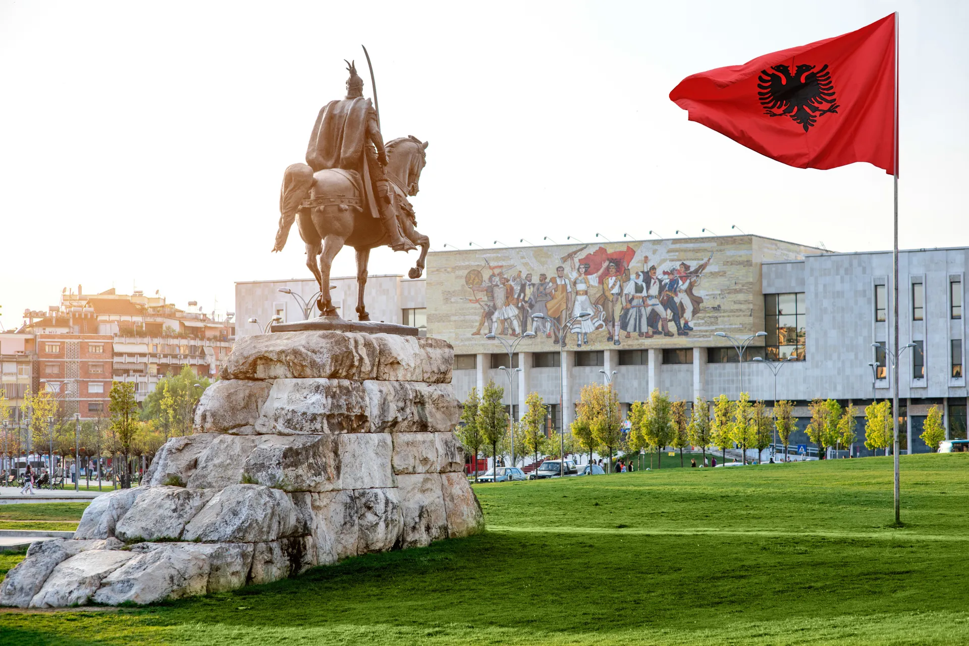 Stedentrip Tirana, Tirana, Albanië | de Jong Intra Vakanties