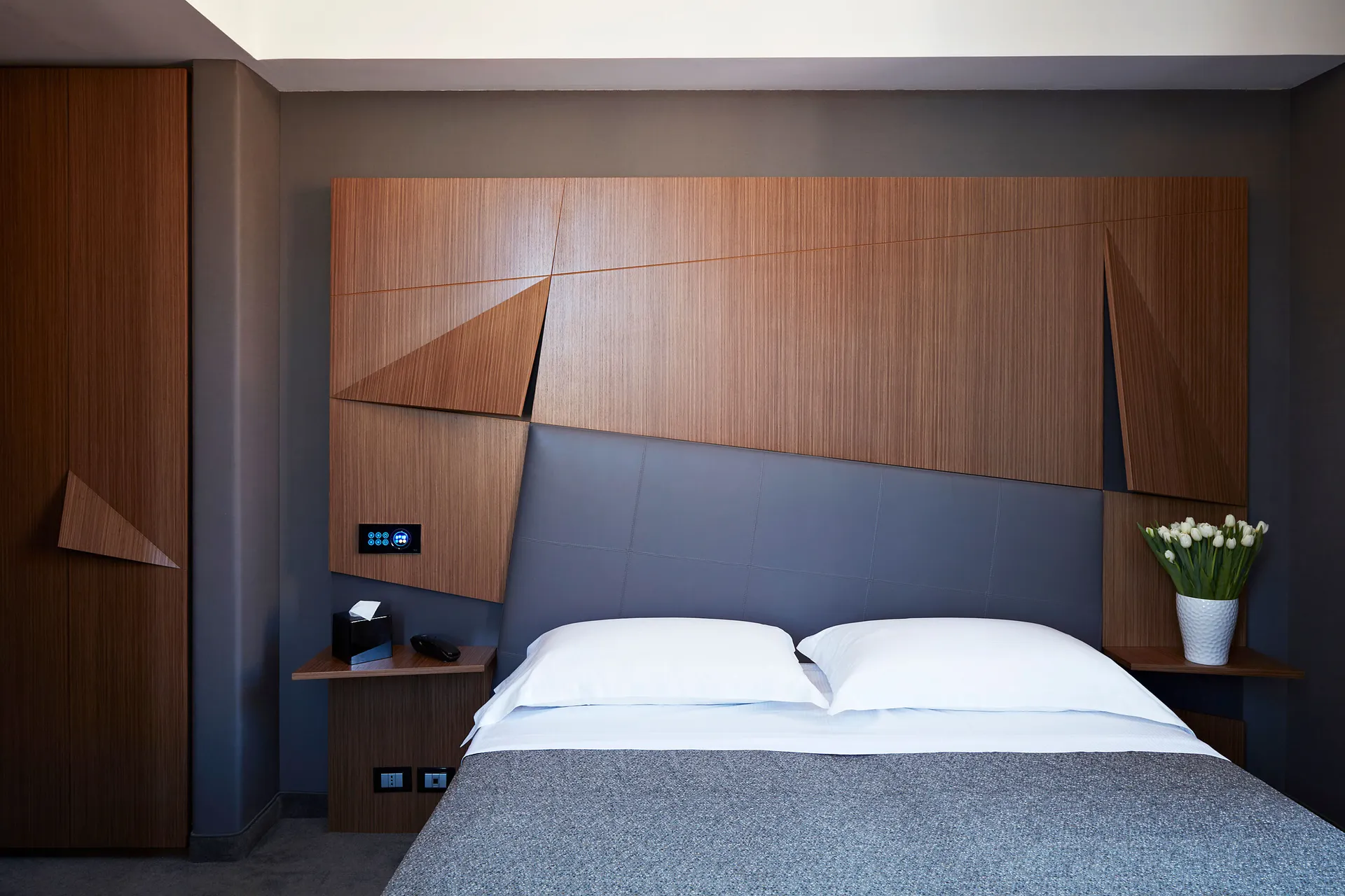 The Building Hotel