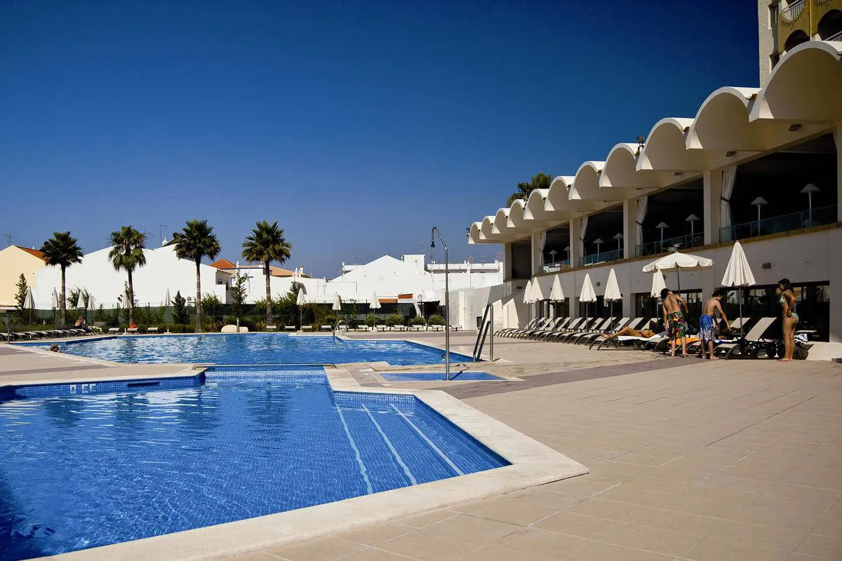 Online bestellen: Eurotel Altura Hotel & Beach