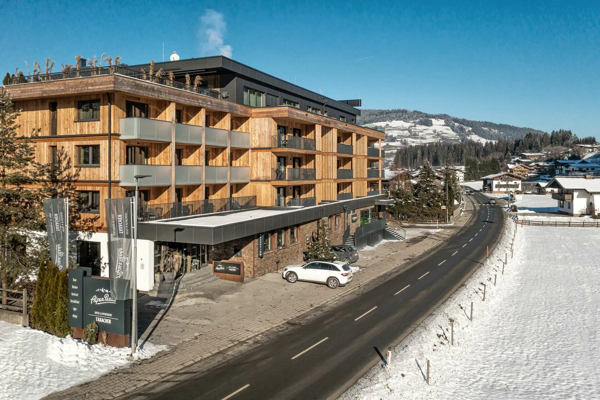 AlpenParks Hotel & Apartment Taxacher Kirchberg.