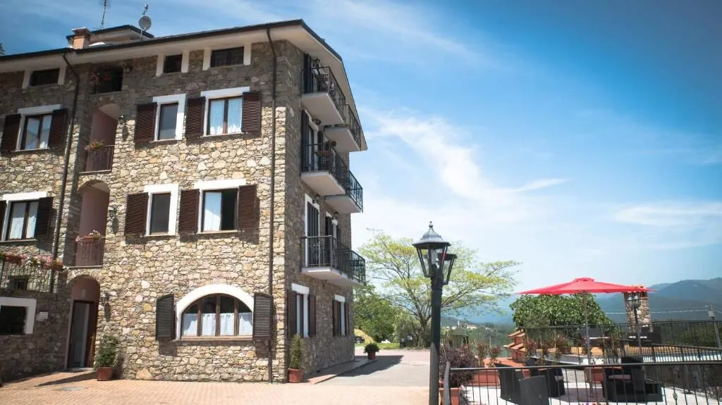 Hotel Antiche Terre