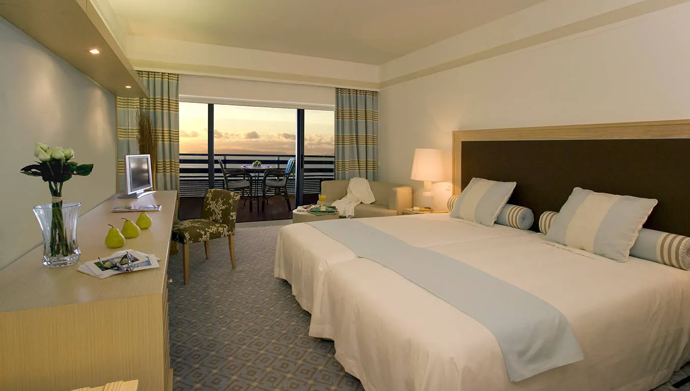 Zonvakantie Pestana Carlton Hotel Madeira in Funchal (Madeira, Portugal)
