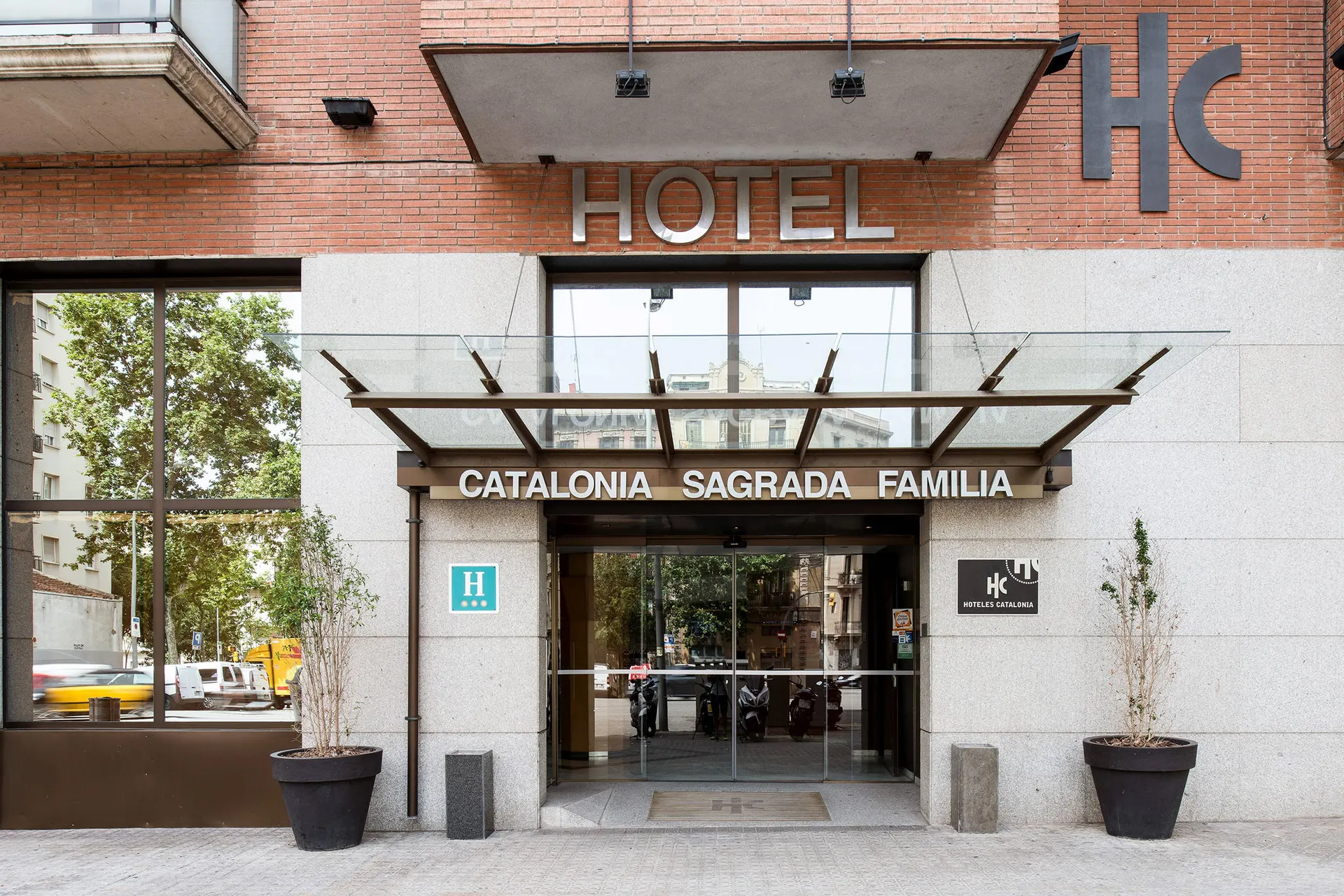 Online bestellen: Hotel Catalonia Sagrada Familia