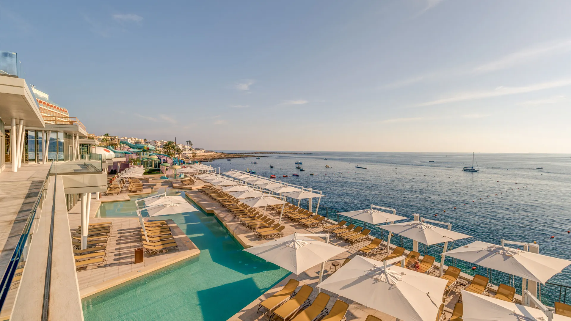 AX ODYCY Hotel.