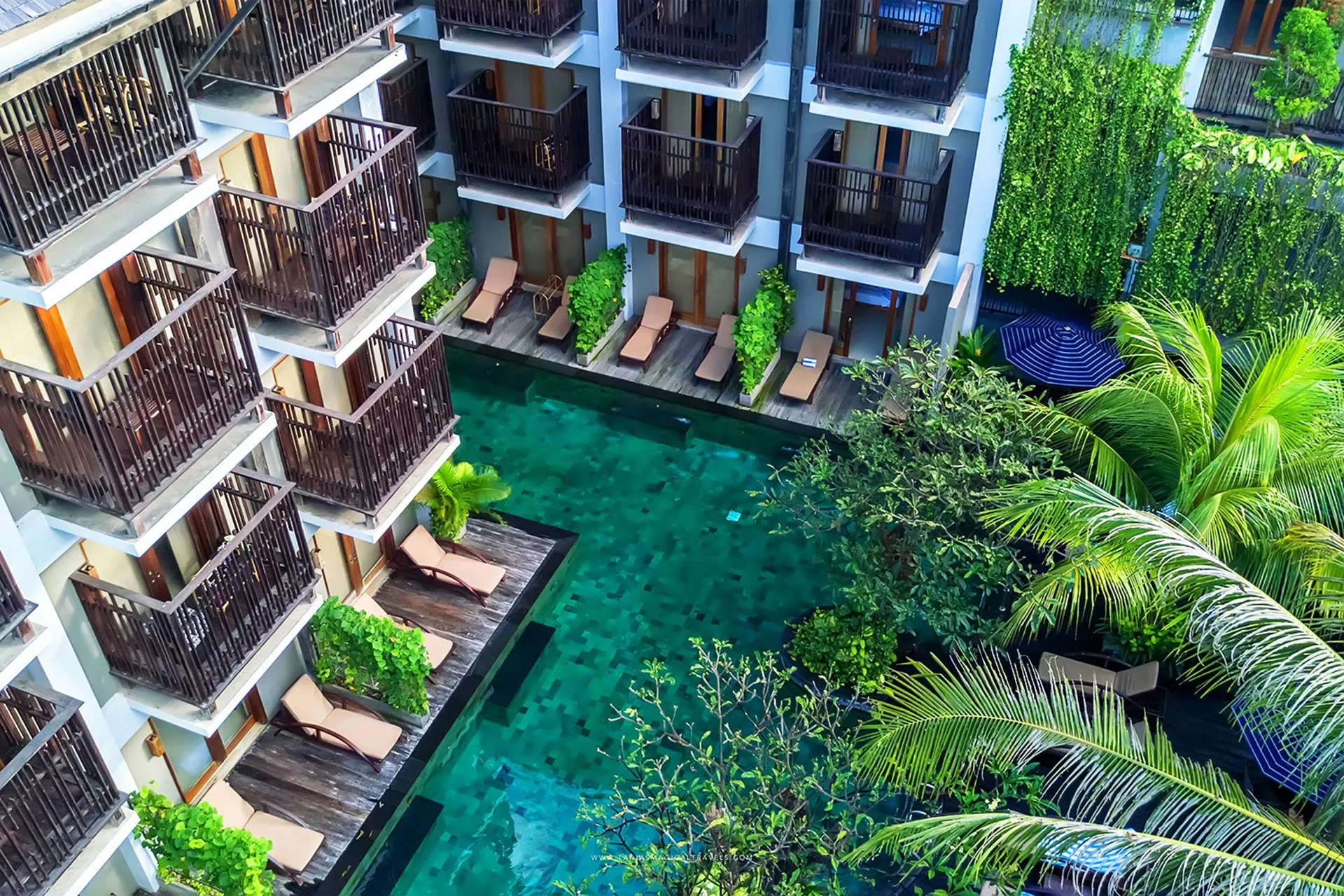 Online bestellen: THE 101 Hotel Bali Oasis Sanur