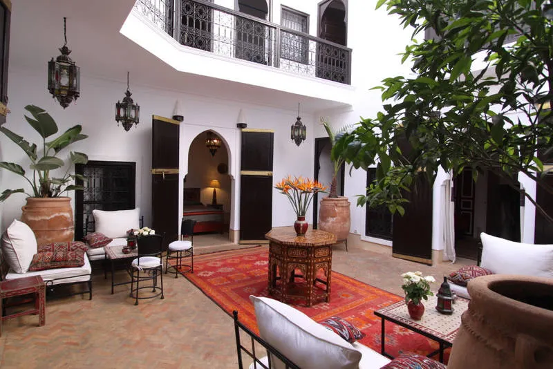 Online bestellen: Hotel Riad Karmela