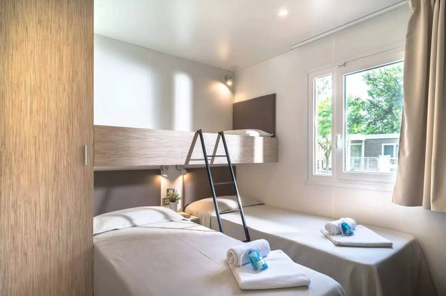 Lodge Premium
