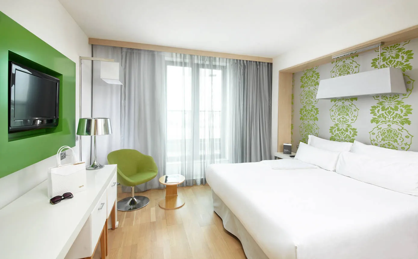 Hotel Occidental Praha Five