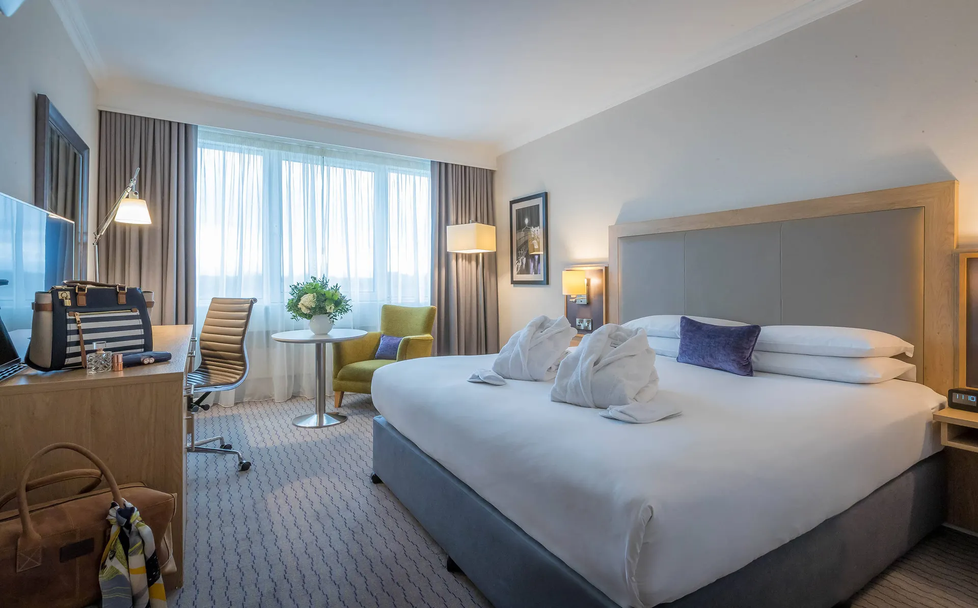 Online bestellen: Clayton Hotel Burlington Road