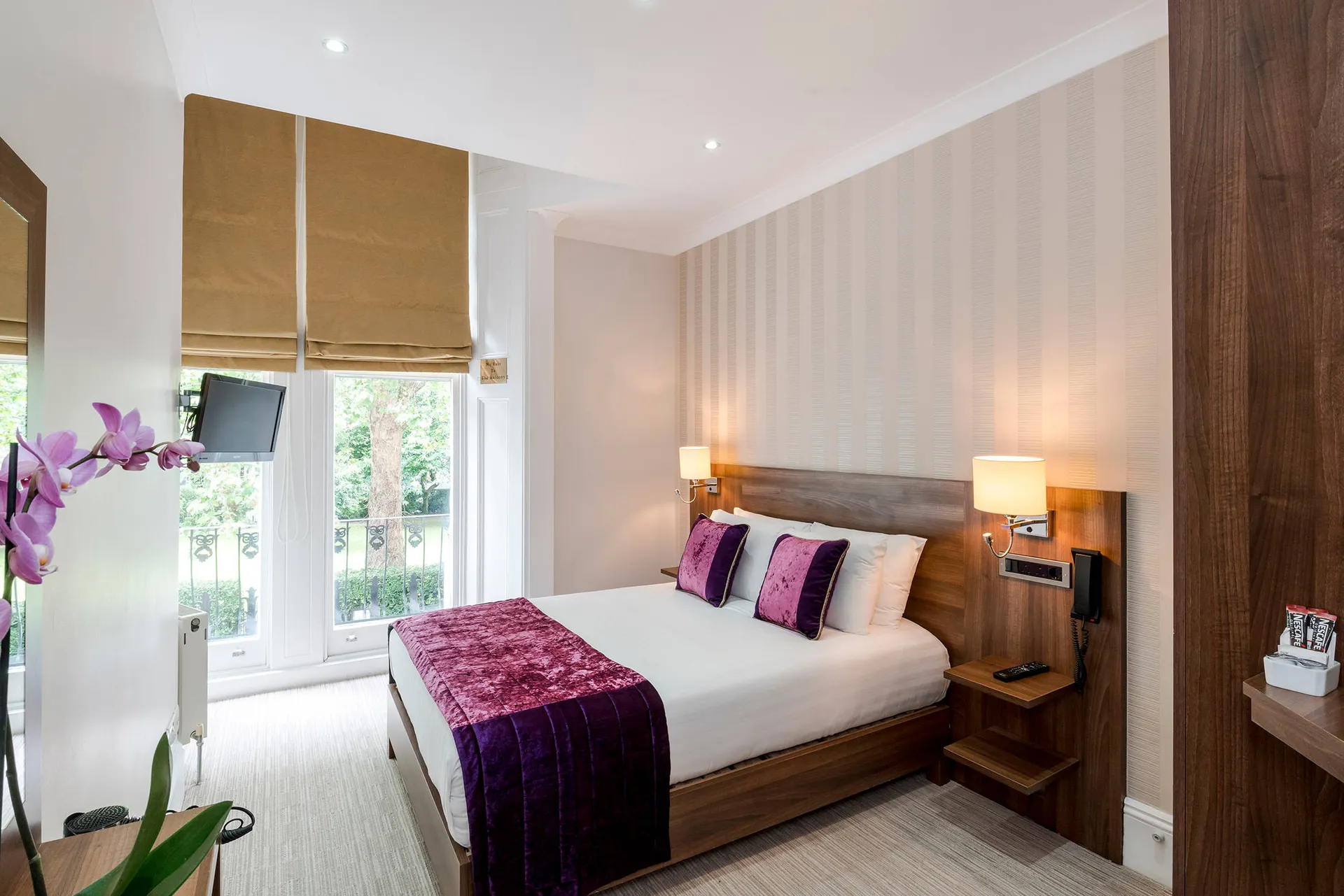Hotel London House
